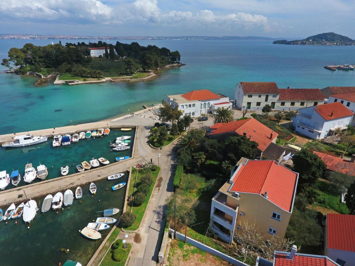 Apartmani Junto Preko Bagian luar foto
